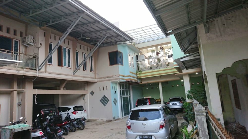 Oyo 92596 Al-razzaq Guest House