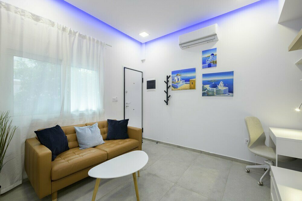 Beautiful studio in central location