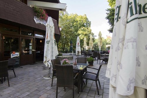 Icon Győr Hotel & Restaurant, Забронировать Отель Дьёр 
