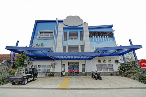 OYO 90324 Si Jalak Guest House, Book Pension Soreang West Java