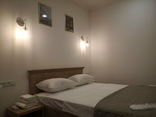 7ROOMS boutique hotel, Забронировать Бутик-отель Отели в центре Ехегнадзора, в центре, недорого