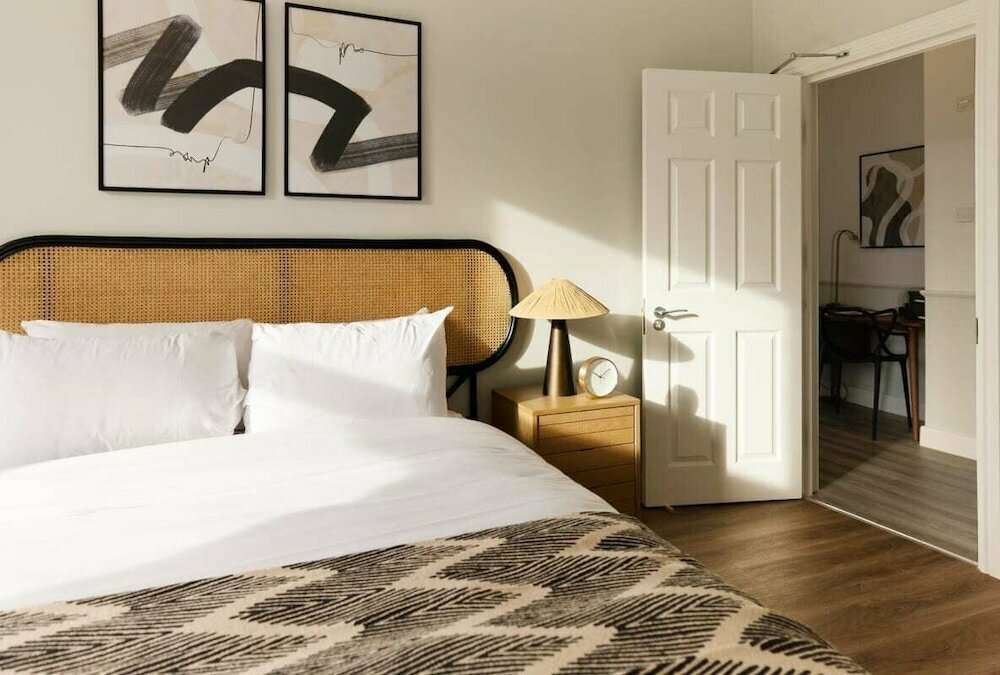 The Hammersmith Escape - Alluring 5bdr Flat