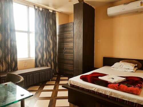 Hotel Bhagwani Palace, Book Hotel 3-stjernede hoteller i Jorhat, 3*