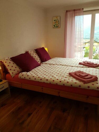 Chez Martine, Забронировать Отель Конте Sion Ski