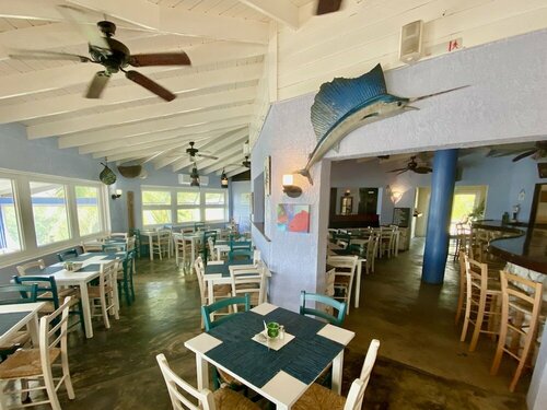 Отель The Sunset Cove And Rainbow Room, Забронировать Отель Грегори-Таун 