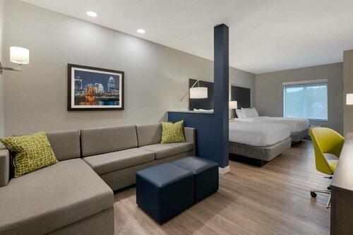 Comfort Suites Cincinnati University - Downtown, Забронировать Отель Цинциннати штат Огайо