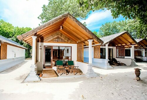 NH Collection Maldives Reethi Resort, Забронировать Курортный отель Отели Северных Атоллов 4 звезды, 4*