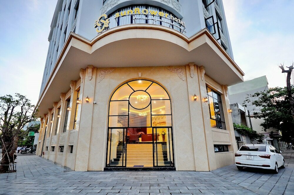 Sunflower Hotel
