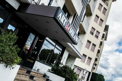 Art Hotel Milano, Забронировать Отель Прато Тоскана, рядом с Палаццо Датини