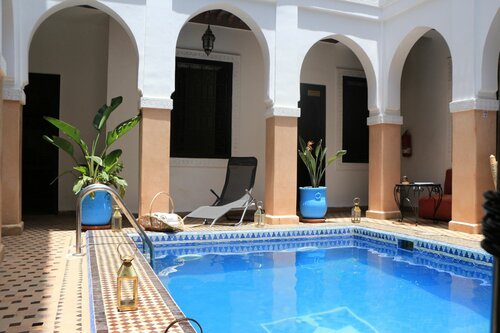 Riad Ciel d'Orient, Book Hotel Marrakech-Tensift-Haouz hoteller med parkering, Parkering