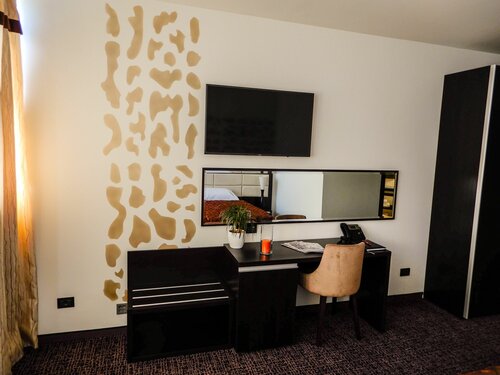 Hotel Diplomat, Varaa Hotelli Zagreb Kroatia