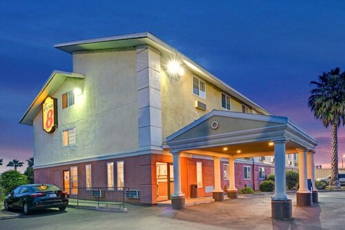 Super 8 by Wyndham Sacramento/Florin Rd, Buchen Sie Hotel Downtown Sacramento Sacramento