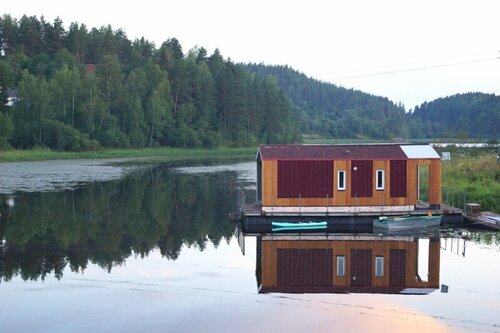 Dom na vode, Rezerwuj Pole kempingowe Kurkieki Lakhdenpokhsky District