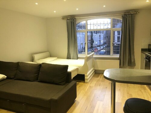 Stylish Maisonette and studio in Victoria, Забронировать Апартаменты/квартира Лондон Большой Лондон
