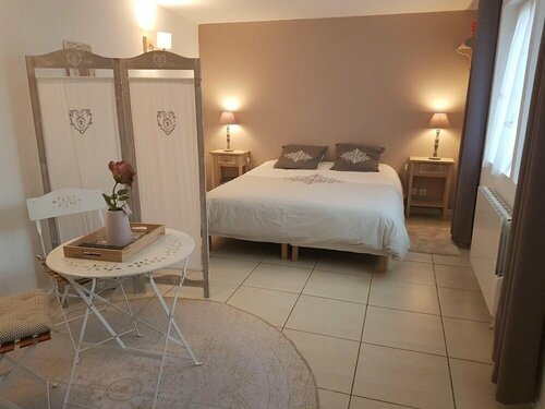 La maison de campagne, Book Hotel Hoteller i Val d'Oise med parkering, Parkering