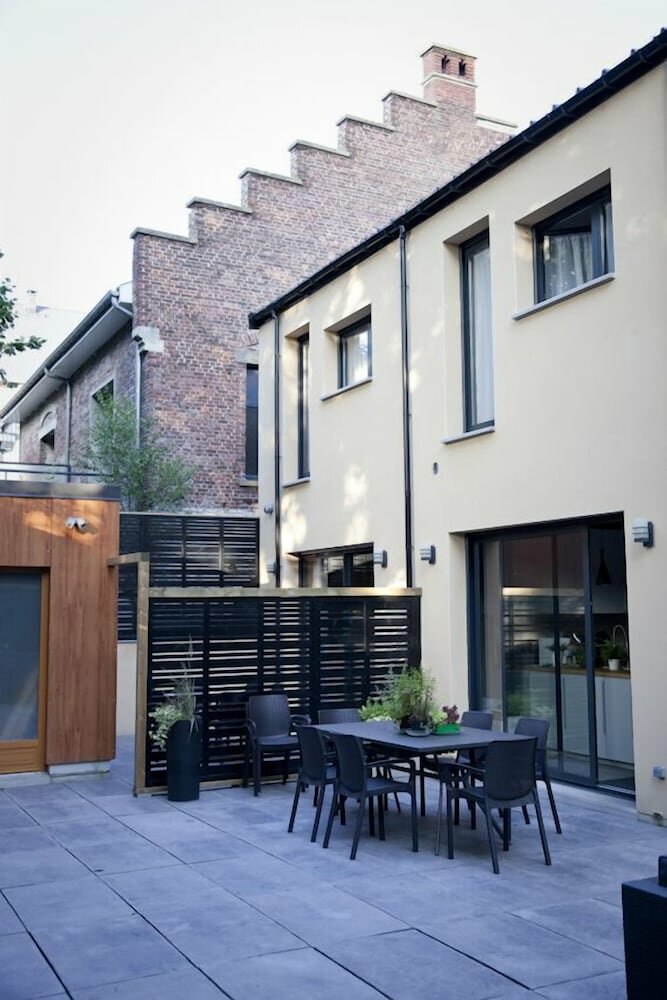 Les Béthunoises Centre Grand-Place Béthune • Suites et Studios design • Spa & Sauna