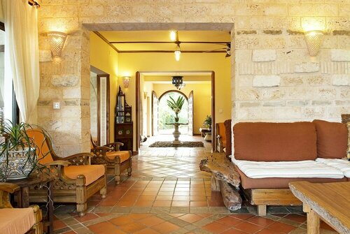 Diani Travelers Guest House, Забронировать Гостевой дом Укунда Квале
