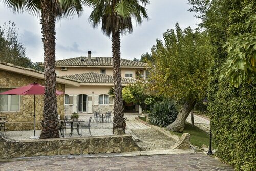 Agriresort Villa Bentivoglio, Забронировать Вилла Виллы Пьяцца-Армерина, Вилла