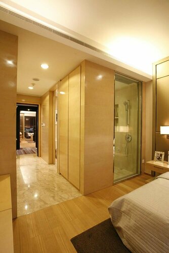 eStay Residence·Poly World Trade Center Guangzhou, Забронировать Апартаменты/квартира Отели Гуанчжоу с парковкой, Парковка
