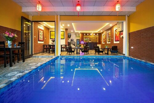 Hoi An Riverland Villa, Забронировать Отель Отели Дананга муниципалитета с парковкой, рядом с Рынок Кон, Парковка