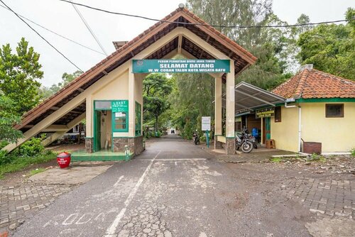 RedDoorz @ Apache Camp, Rezervovat Kemp East Java kempy, Kemp