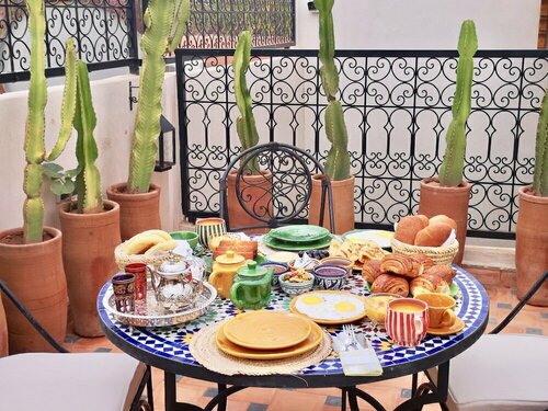 Riad azra Marrakech, Забронировать Отель Отели Марракеша с бассейном, рядом с Сад Секрет, Бассейн