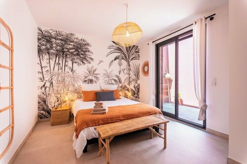 La Villa Sambro, Book Hotel Hoteller i Rhône-Alps med parkering, Parkering
