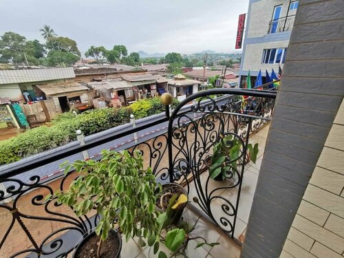 Tchatcha Hotel, Забронировать Отель Яунде Mfoundi