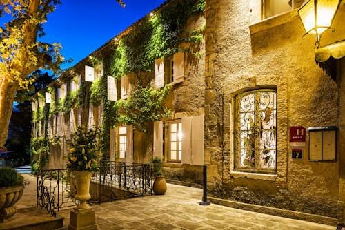 Moulin de Vernègues Hôtel & Spa, Забронировать Курортный отель Отели Буш-дю-Рон с завтраком, Завтраки