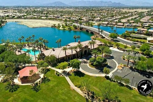 Lux Desert Oasis w/ saltwater pool near Coachella, Забронировать Дом для отпуска Индио Coachella Valley