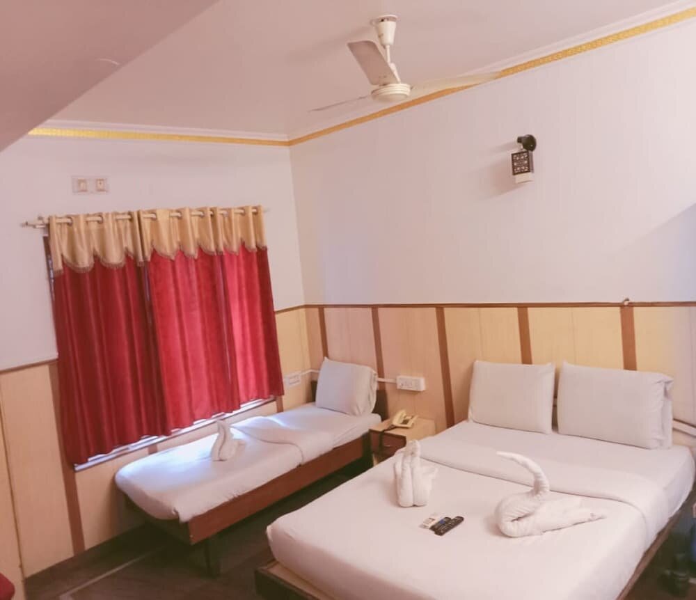 Oyo 3664 Hotel Shivaals Residency