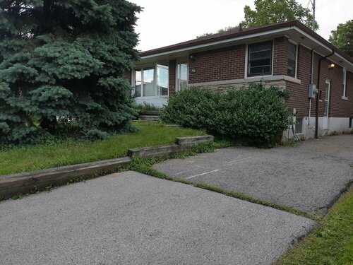 McMaster Accommodations, Book Guesthouse Hamilton Hamilton, Halton and Brant