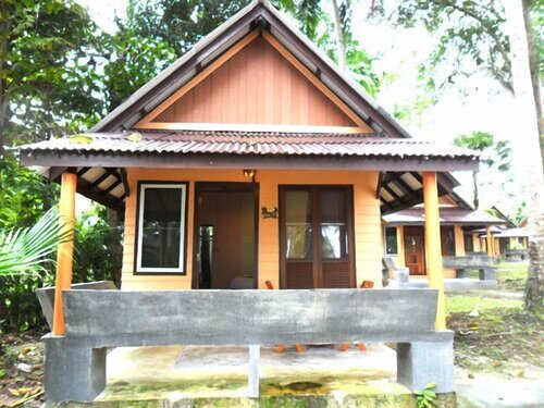 Koh Mook Garden Beach Resort, Забронировать Отель Отели и гостиницы Кантанг, Отель