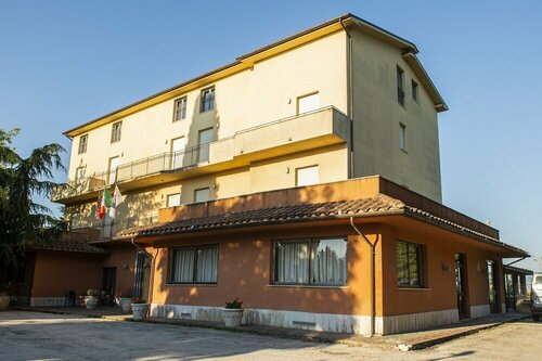 Ostello Settecolli Sport, Book Hostel / Vandrerhjem Hostels i Romagna, Hostel / Vandrerhjem