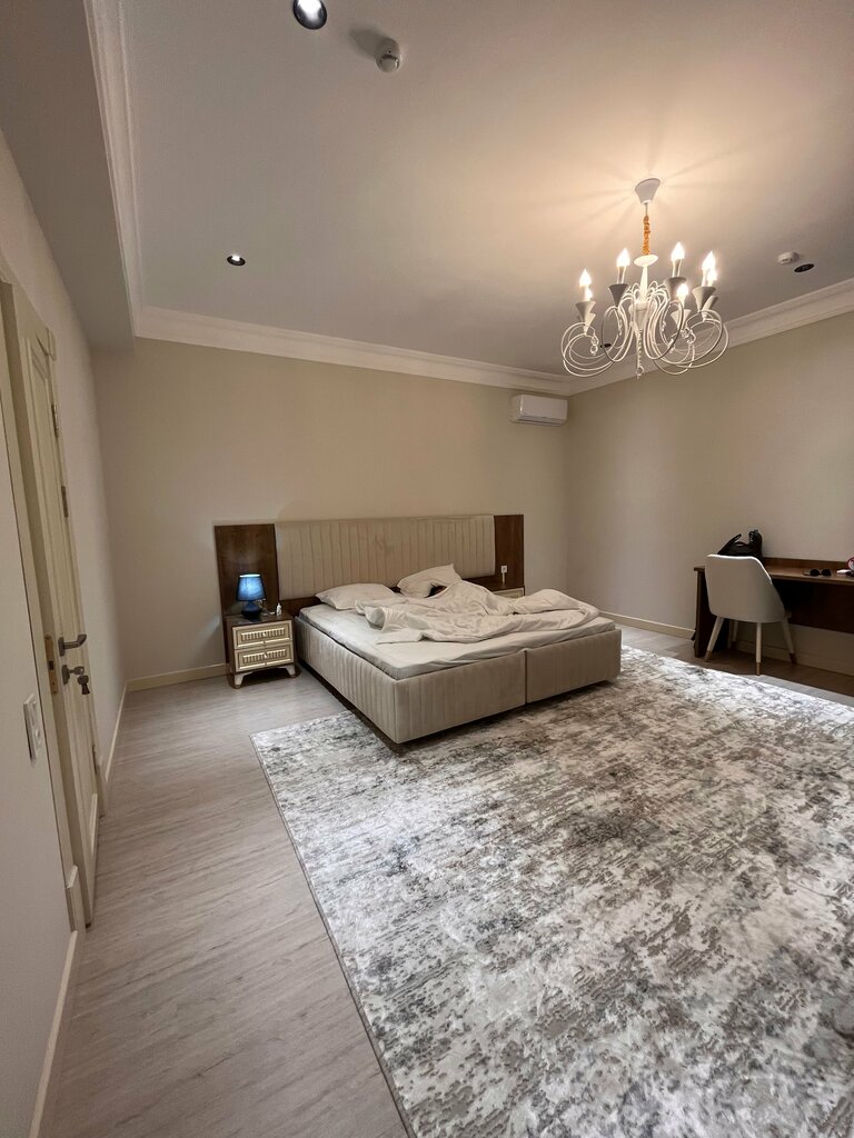 Nur Makon Hotel