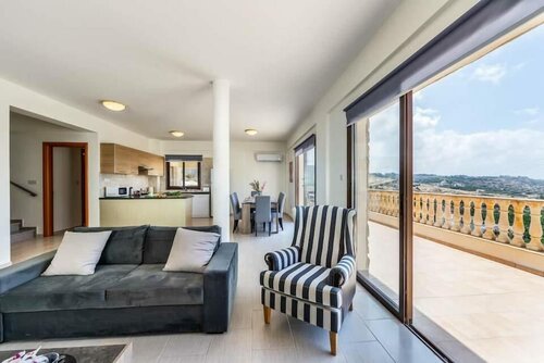 Villa Aqua Royal, Rezerwuj Hotel Kisonerga Pafos