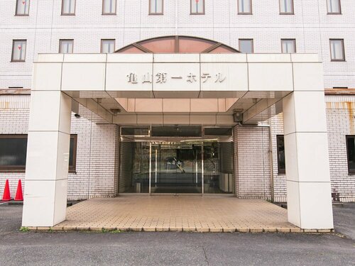 Tabist Kameyama Daiichi Hotel, Забронировать Отель Отели Камеяма с парковкой, Парковка