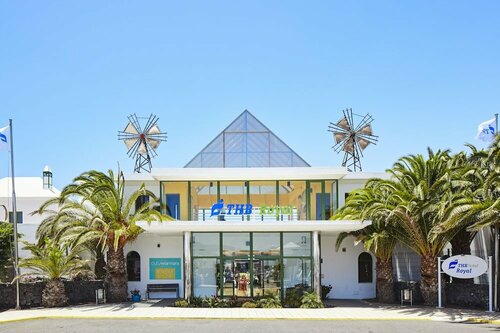 Hotel Thb Royal, Забронировать Отель Отели Плайя-Бланка с питанием, рядом с Cala Blanca Sub, Пансион