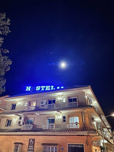 Hostal San Felipe, Забронировать Отель Недорогие отели Марбелья, недорогие