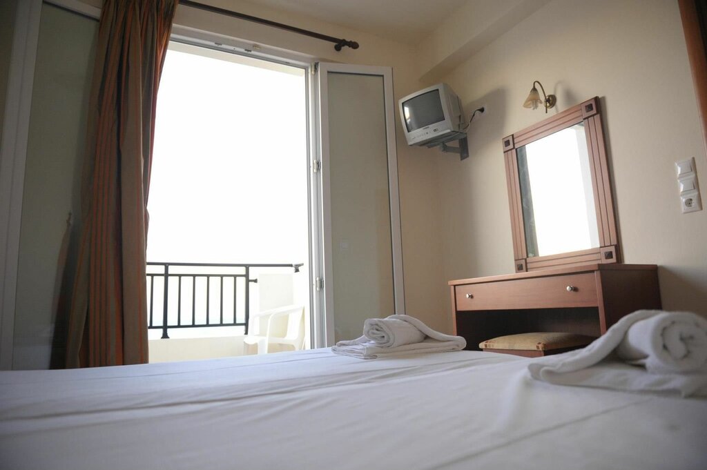 Theo Star Beach Hotel