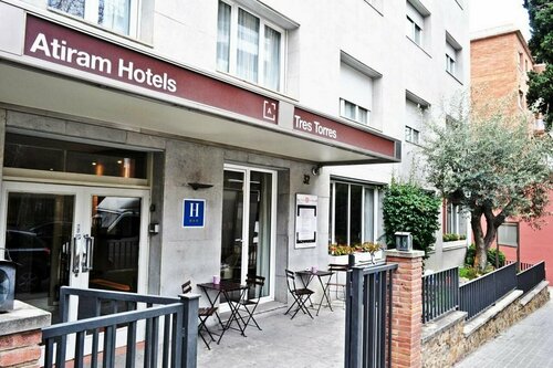 Отель Tres Torres Atiram, Забронировать Отель Сериа – Сен-Жервази Барселона
