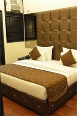 Hotel Metro View, Забронировать Отель Карол-Бах 