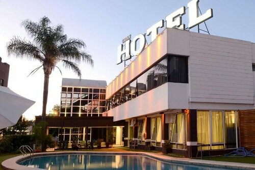 Gran Hotel Sialdorf, Забронировать Отель Отели в центре Вилья-Карлос-Пас, в центре
