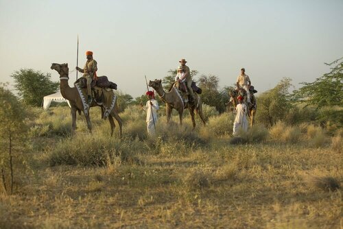 SUJÁN The Serai Jaisalmer, Prenota Campeggio di lusso Chandhan Rajasthan