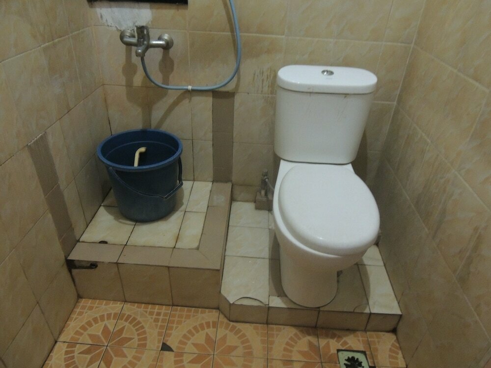 Ungu Nasional 2 Hotel