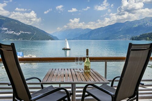 Strandhotel Seeblick, Забронировать Отель Фаулензее Lake Thun