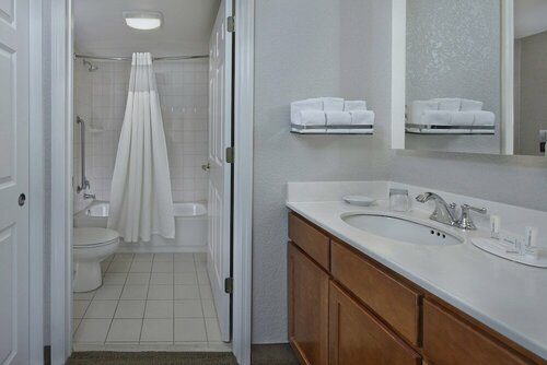 Residence Inn by Marriott Fort Lauderdale Weston, Забронировать Отель Вестон Fort Lauderdale West, рядом с Медицинский центр Cleveland Clinic Florida
