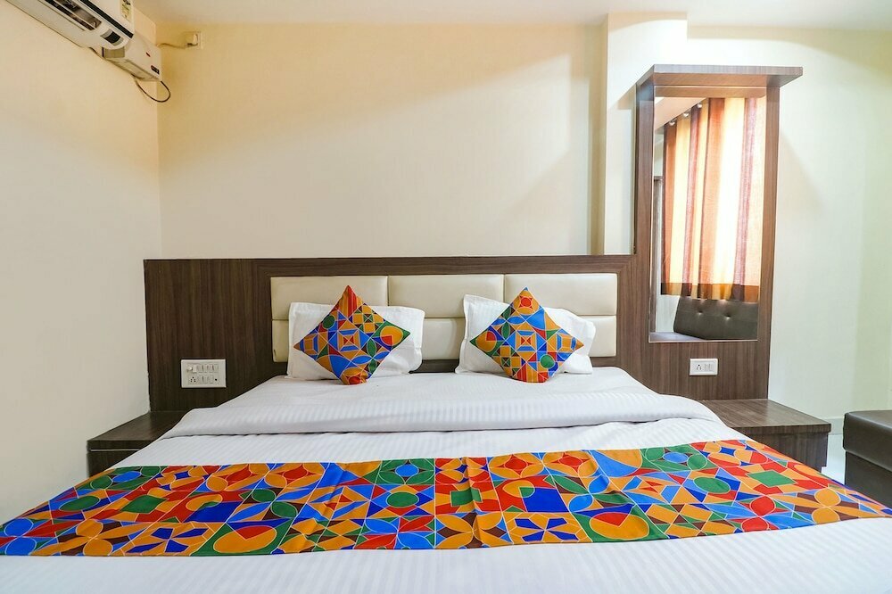 FabHotel Nandgiri Palace - Hotels Near Gwalior Junction Railway Station