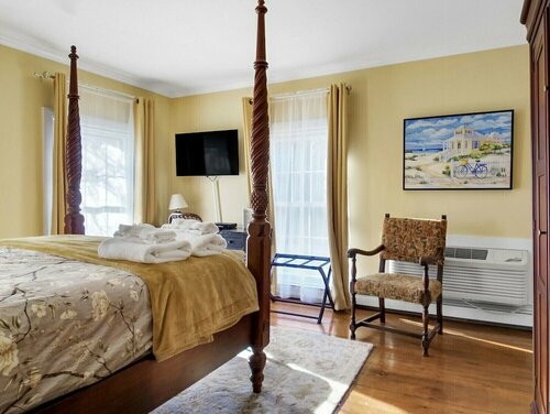 The Thistle Inn, Забронировать Отель Бутбей-Харбор 