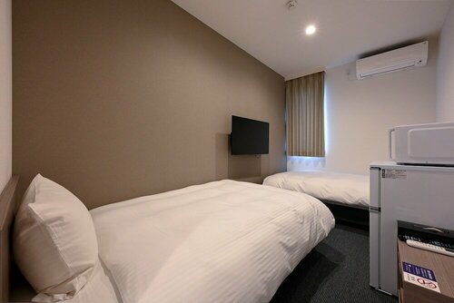 Hotel R9 The Yard Iwakunikugainter, Reserva ahora Hotel Hoteles en Chugoku con aparcamiento, Aparcamiento